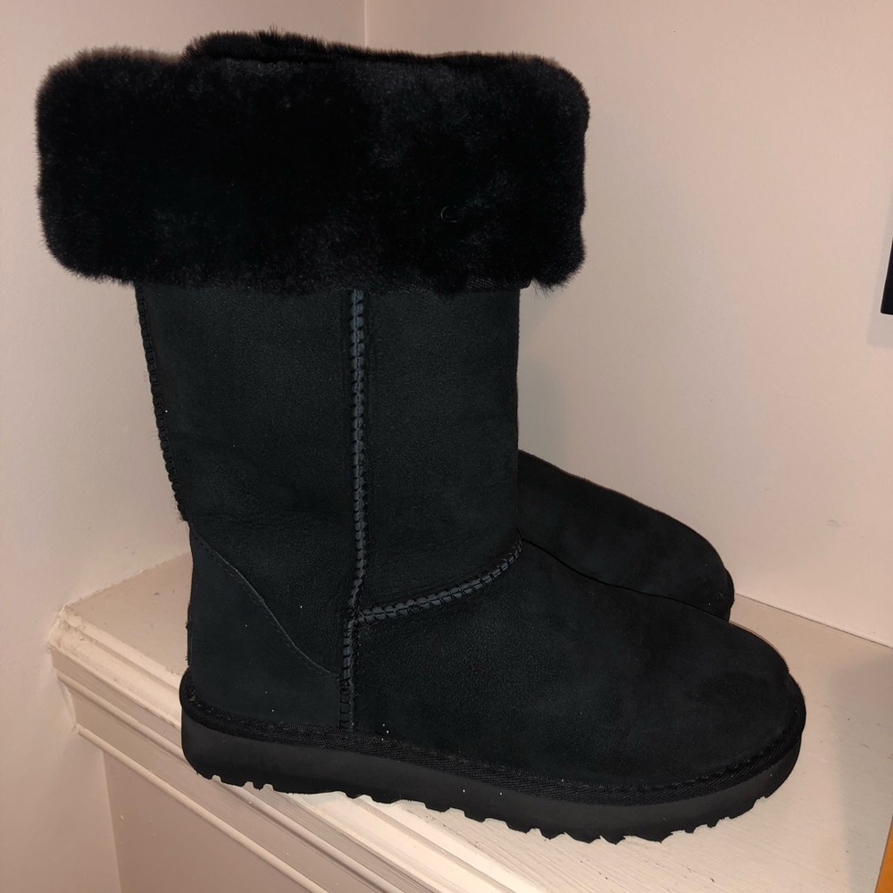 Classic Tall Black Uggs Woman’s Size 6 - Picture 2 of 6